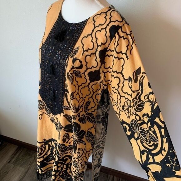 Women's Handmade Indian Kurta Sequined Tasseled Fringe Hem Golden Yellow Black - Picture 4 of 12